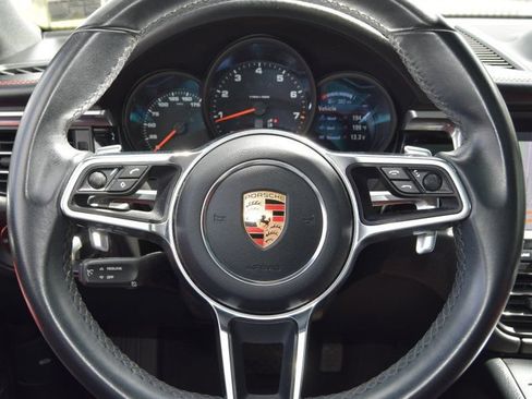 Used 2019 Porsche Macan AWD/4WD image 21