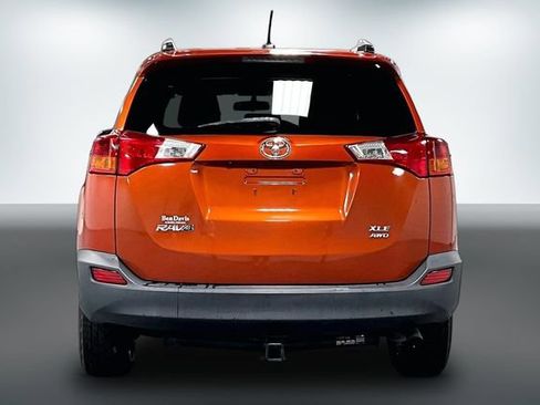 Used 2015 Toyota RAV4 XLE AWD/4WD image 7