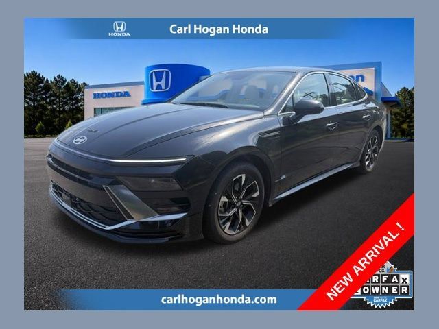 Used 2025 Hyundai Sonata SEL FWD image 1
