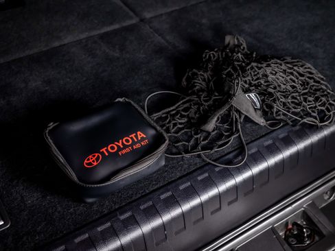 Used 2023 Toyota 4Runner SR5 Premium w/ Moonroof Package image 38