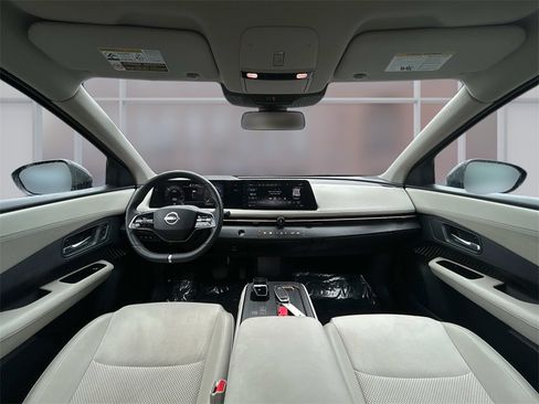 Used 2024 Nissan Ariya AWD image 13