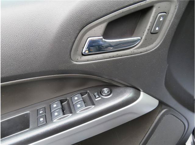 Used 2022 Chevrolet Colorado ZR2 AWD/4WD image 12