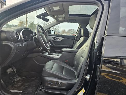 Used 2024 Chevrolet Blazer LT w/ Sound & Technology Package image 4