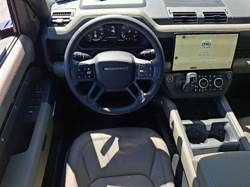 New 2026 Land Rover Defender 110 S AWD/4WD image 7