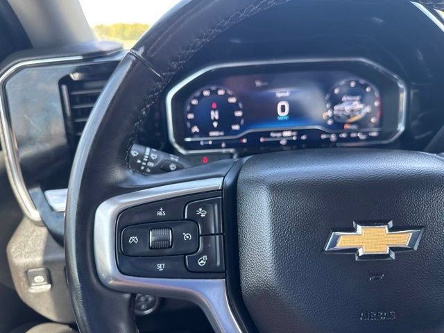 Used 2025 Chevrolet Silverado 2500 LT w/ Convenience Package AWD/4WD image 18