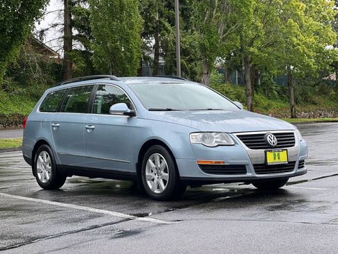 Used 2008 Volkswagen Passat 2.0T FWD image 7