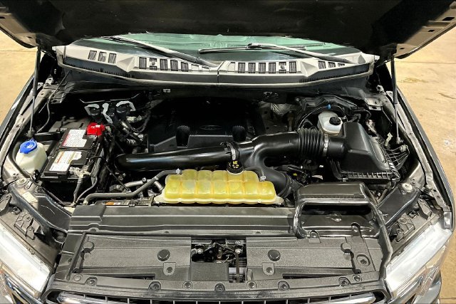 Used 2020 Ford F150 XLT w/ Equipment Group 302A Luxury AWD/4WD image 29