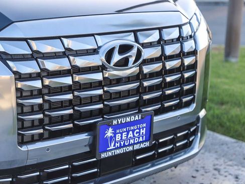 Used 2024 Hyundai Palisade Calligraphy AWD/4WD image 5