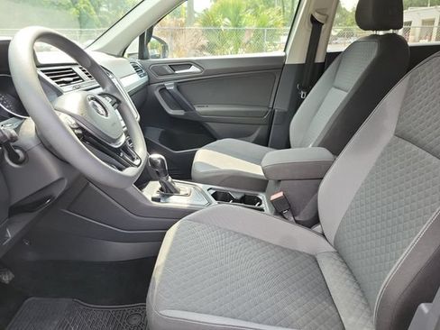 Used 2021 Volkswagen Tiguan S FWD image 19