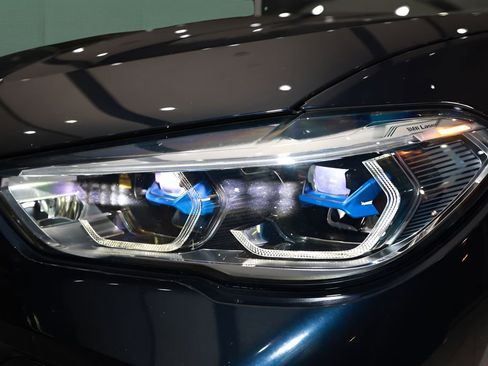 Used 2022 BMW X6 M w/ Executive Package image 47