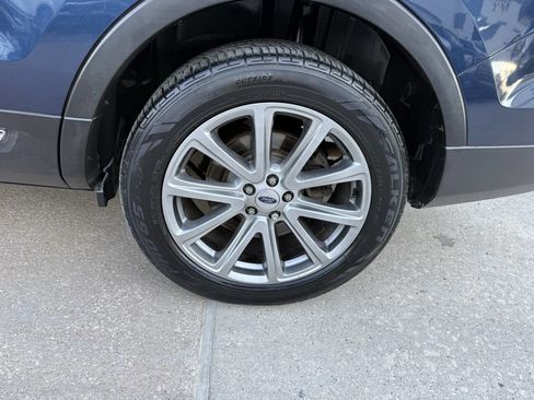 Used 2017 Ford Explorer Limited FWD image 37