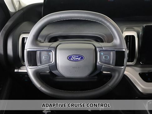 Used 2025 Ford Expedition Max Active AWD/4WD image 4