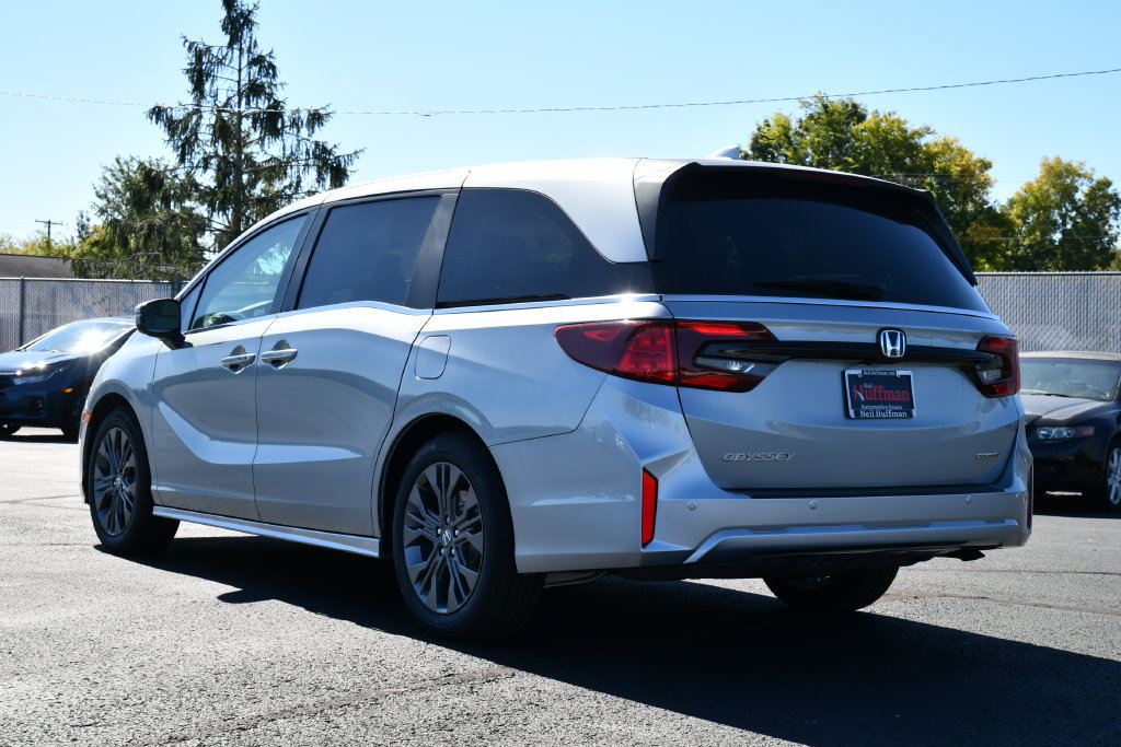 New 2027 Honda Odyssey Touring image 5