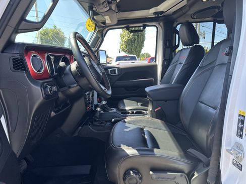 Used 2022 Jeep Gladiator Rubicon w/ LED Lighting Group image 10
