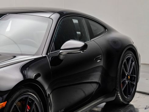 Used 2026 Porsche 911 Carrera 4 GTS AWD/4WD image 27
