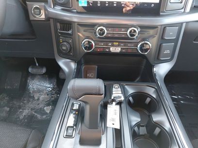 New 2026 Ford F150 XLT w/ Equipment Group 302A MID