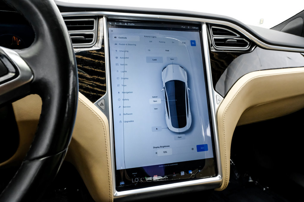 Used 2016 Tesla Model S 75 RWD image 28