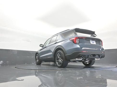 New 2026 Ford Explorer ST w/ Sun And Sound Package image 28