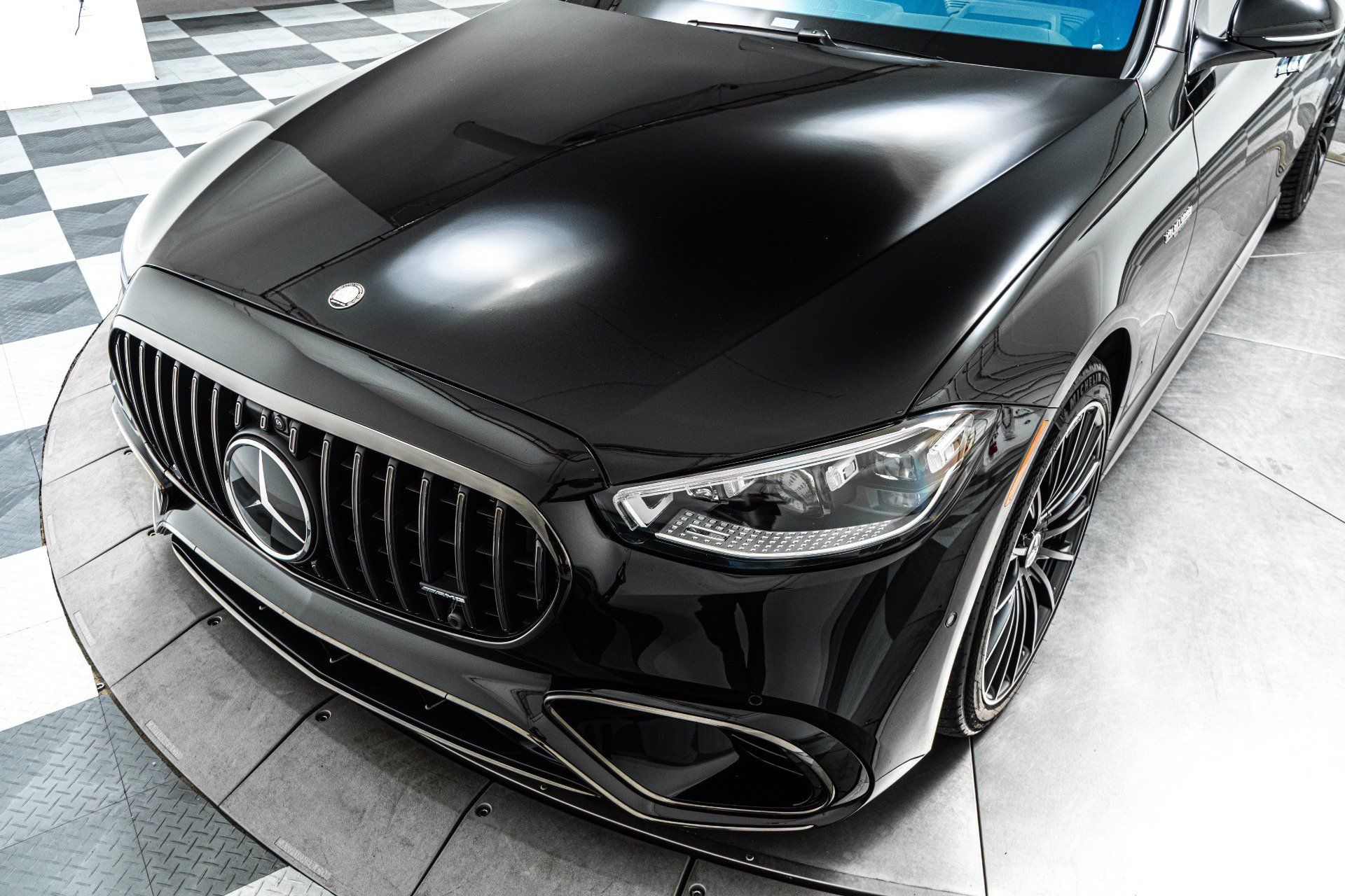 Used 2025 Mercedes-Benz S 63 AMG S image 36