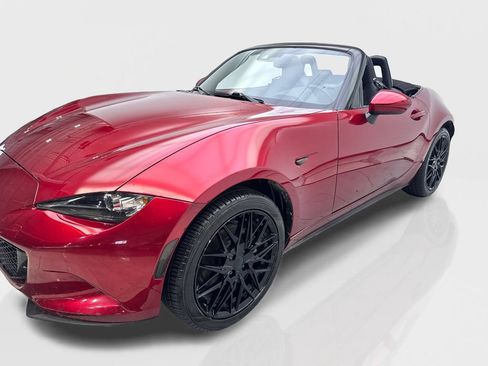 Used 2023 MAZDA MX-5 Miata Grand Touring RWD image 11