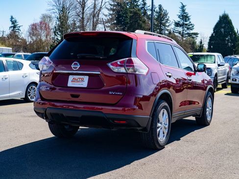 Used 2016 Nissan Rogue SV image 9