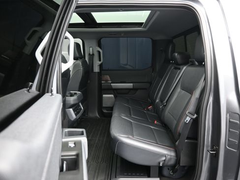 Used 2024 Ford F350 Lariat w/ Lariat Ultimate Package AWD/4WD image 11