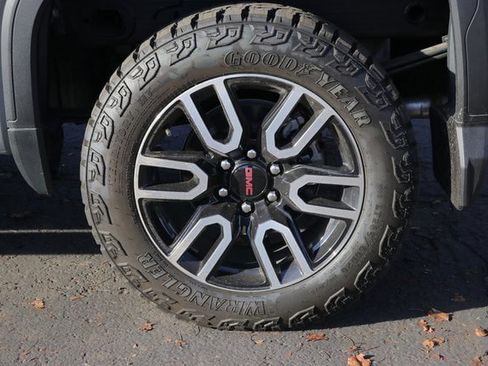New 2026 GMC Sierra 1500 AT4 w/ AT4 Premium Package image 11
