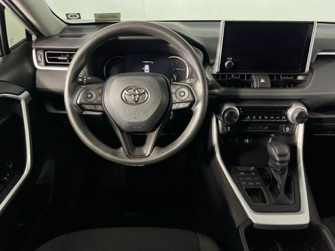 Used 2024 Toyota RAV4 LE image 12