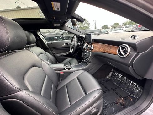 Used 2016 Mercedes-Benz GLA 250 4MATIC image 11