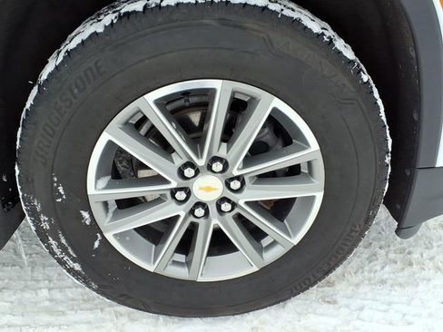 Used 2023 Chevrolet Traverse LT w/ LPO, Floor Liner Package image 24