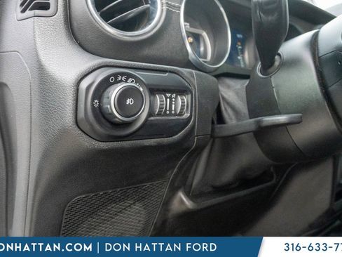 Used 2021 Jeep Wrangler Unlimited Sahara image 15