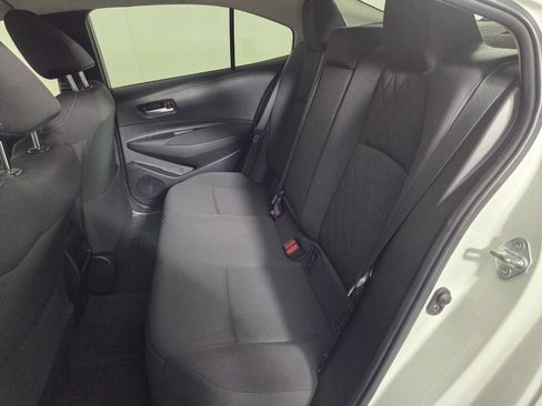Used 2020 Toyota Corolla LE FWD image 24