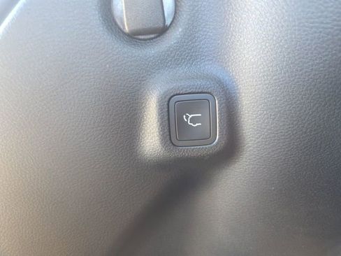 New 2026 Jeep Compass Limited image 27