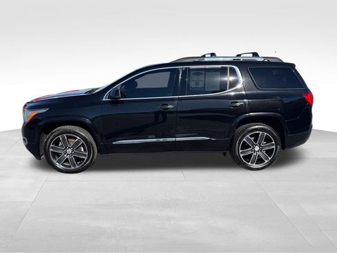 Used 2018 GMC Acadia Denali w/ Technology Package AWD/4WD image 2