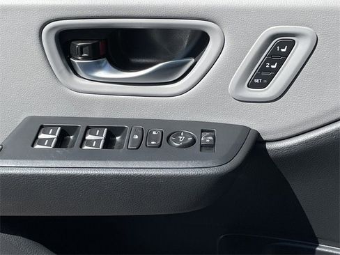 New 2025 Honda Pilot Touring image 22