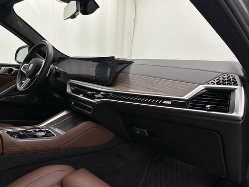 Used 2025 BMW X6 M60i image 16