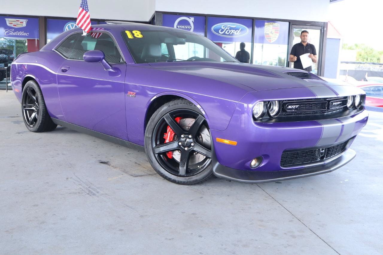 Used 2018 Dodge Challenger SRT w/ Technology Group RWD image 3