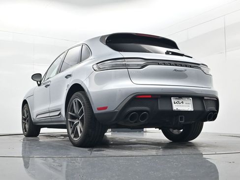 Used 2024 Porsche Macan Turbo AWD/4WD image 45