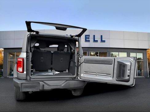 New 2025 Ford Bronco 2-Door image 5