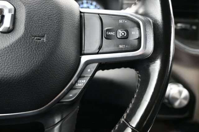 Used 2021 RAM 1500 Laramie AWD/4WD image 11