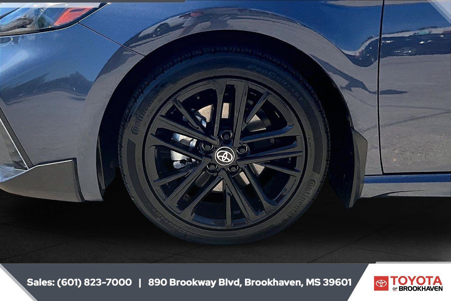 Used 2026 Toyota Camry SE w/ Convenience Package FWD image 7