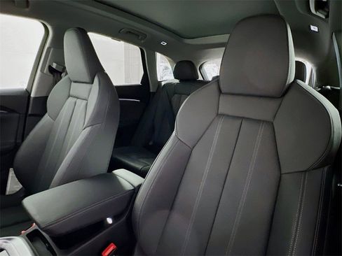 New 2025 Audi Q5 2.0T Premium Plus image 10