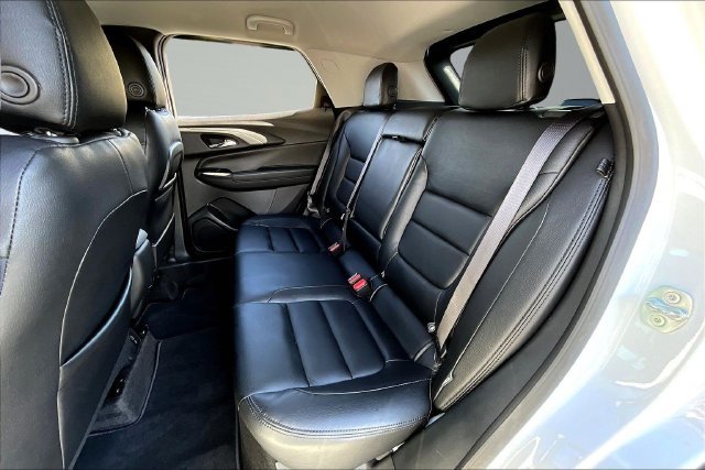 Used 2024 Chevrolet TrailBlazer LT w/ Convenience Package FWD image 21