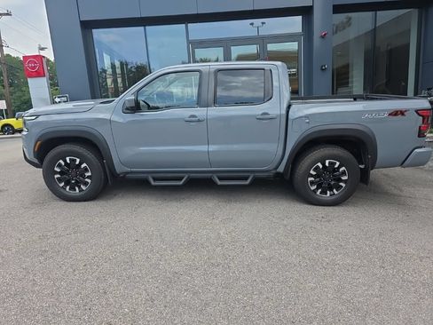 Used 2023 Nissan Frontier PRO-4X w/ Pro Convenience Package AWD/4WD image 3