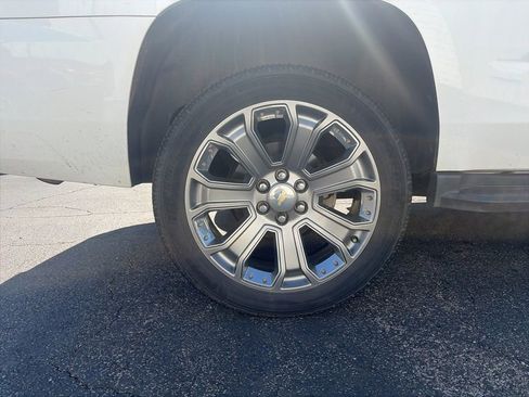 Used 2018 Chevrolet Tahoe LS image 9