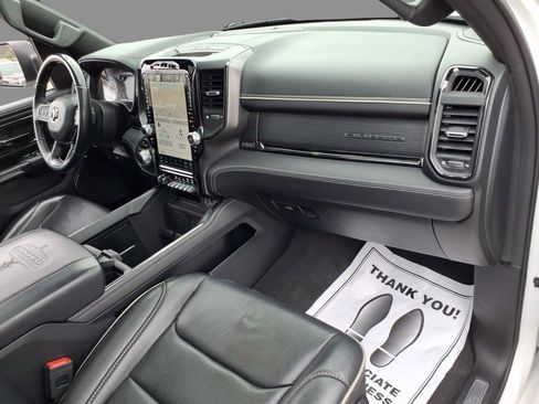 Used 2022 RAM 1500 Limited image 12
