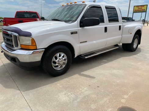 Used 2001 Ford F350 XLT RWD image 3