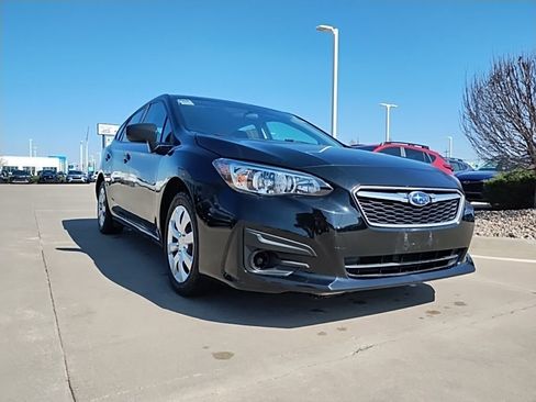 Used 2017 Subaru Impreza 2.0i image 4