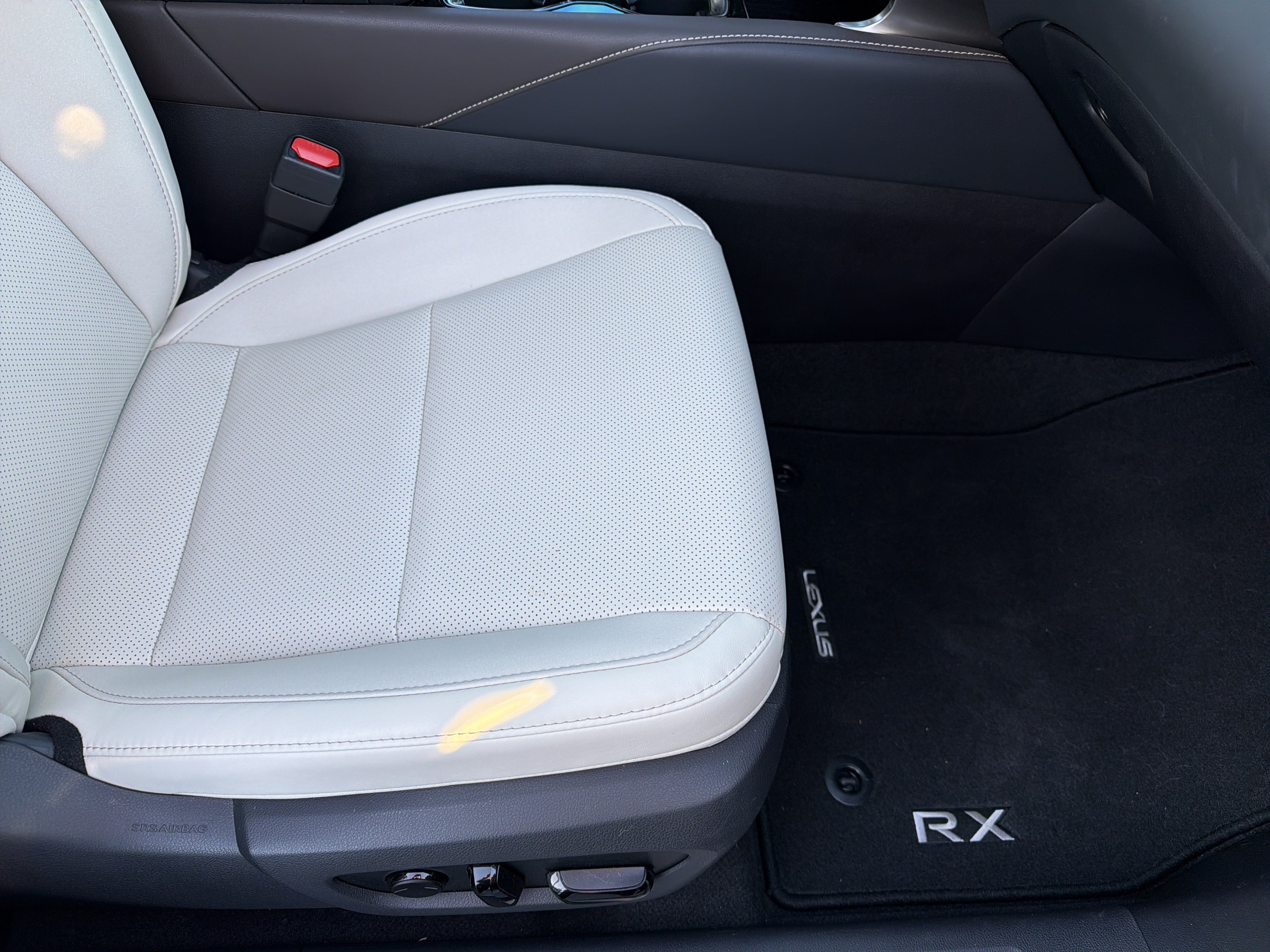 Certified 2024 Lexus RX 350 FWD w/ Technology Package image 41