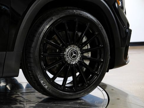 Used 2024 Mercedes-Benz GLB 35 AMG 4MATIC image 53